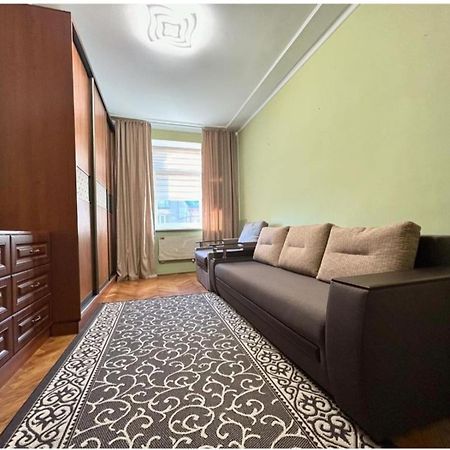Центр, Біля Медичного Університету, Вулиця Личаківська Lviv Eksteriør bilde